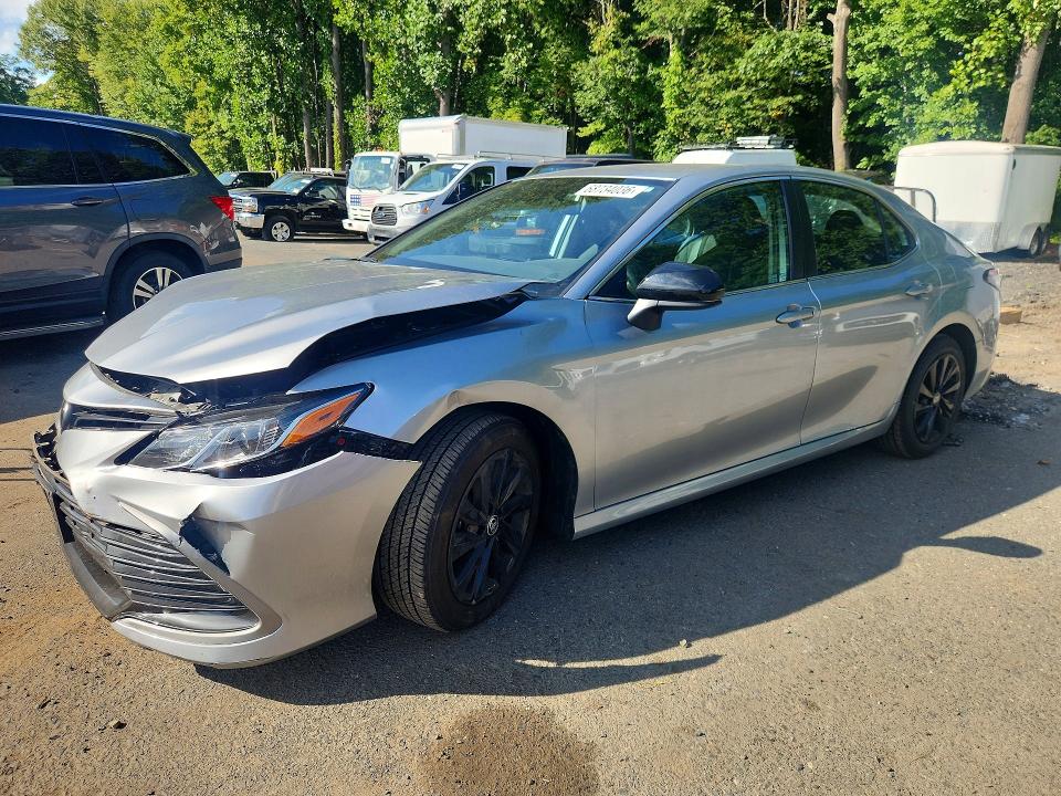 2022 Toyota Camry მანქანა იყიდება აუქციონზე, vin: 4T1C11AK9NU705388, აუქციონის ნომერი: 68734036