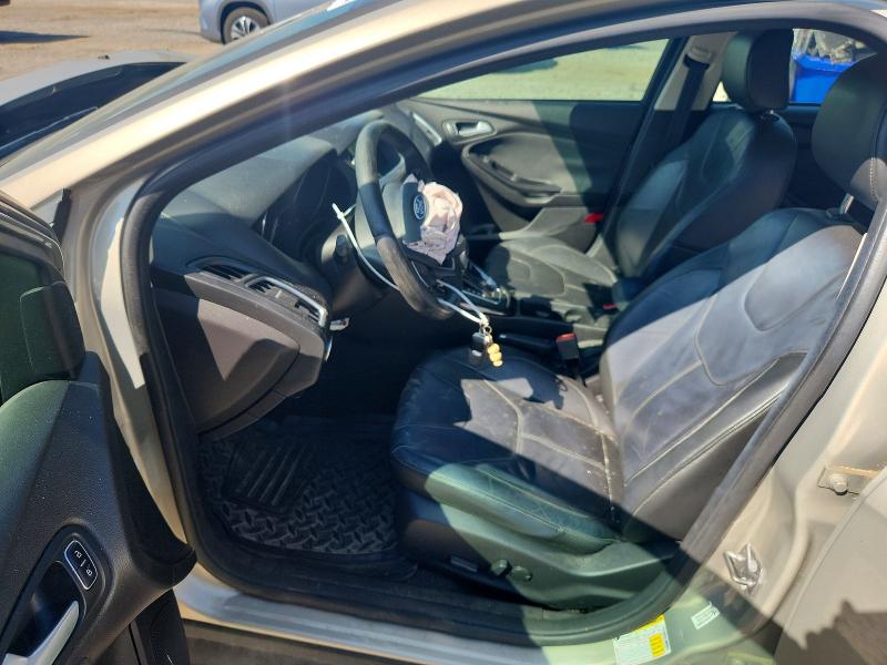 68041396 :رقم المزاد ، 1FADP3J25FL259143 vin ، 2015 Ford Focus مزاد بيع