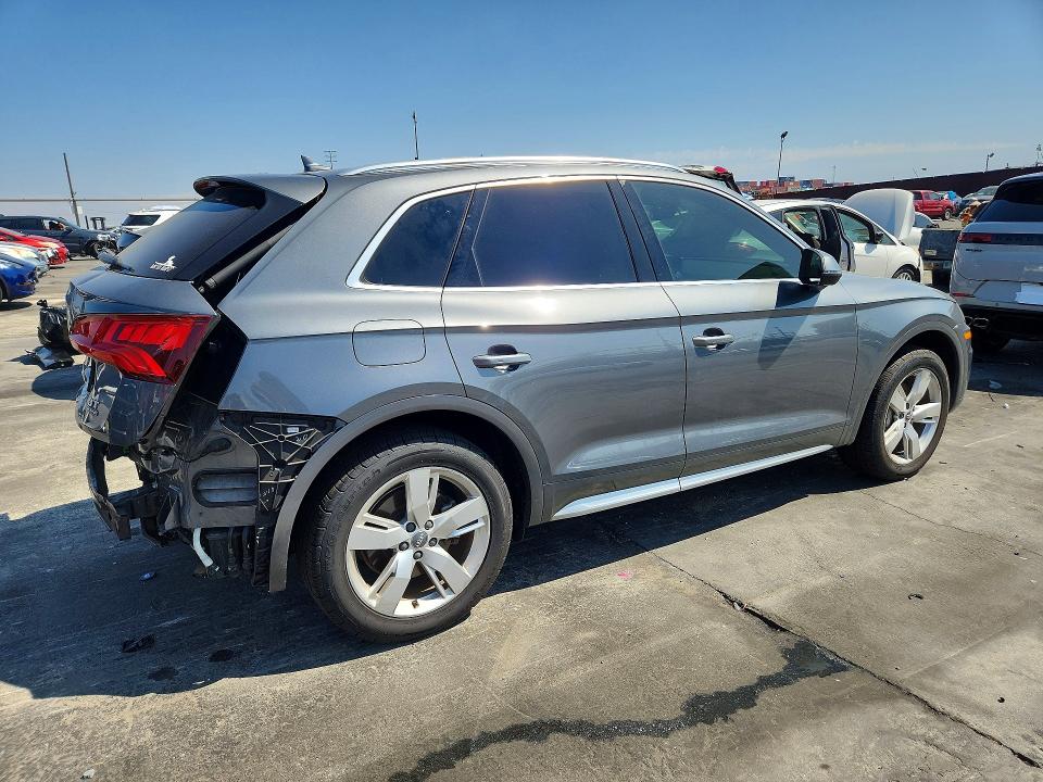 Продажа на аукционе авто 2018 Audi Q5, vin: WA1BNAFY5J2023061, номер лота: 70451016