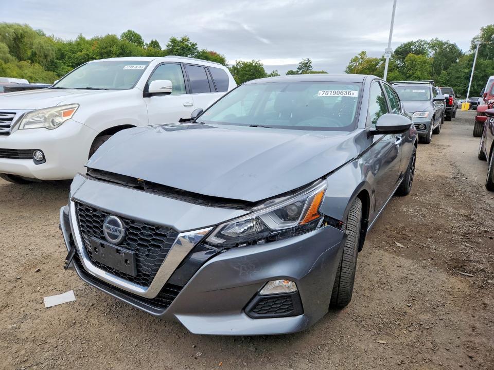 2020 Nissan Altima მანქანა იყიდება აუქციონზე, vin: 1N4BL4BW3LN320774, აუქციონის ნომერი: 70190636
