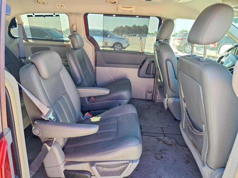 2010 Chrysler Town & Country მანქანა იყიდება აუქციონზე, vin: 2A4RR5D10AR134019, აუქციონის ნომერი: 68765316