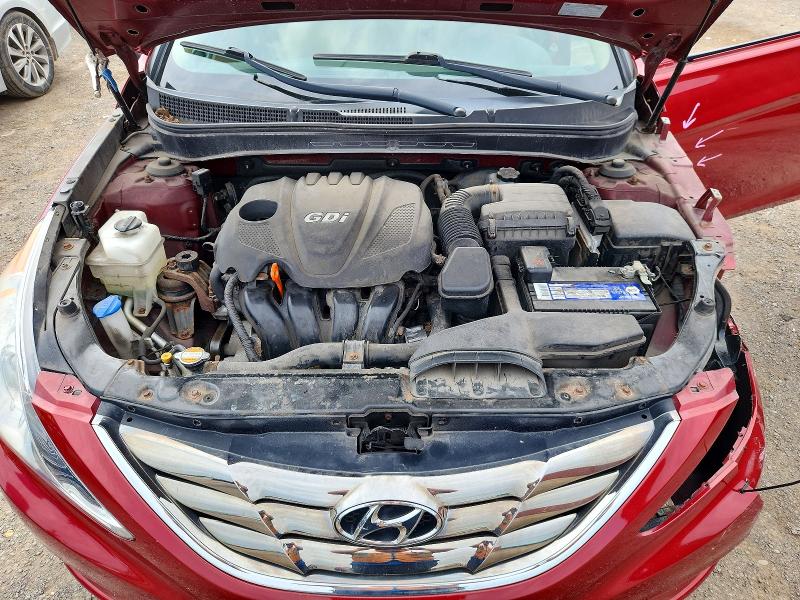 67679286 :رقم المزاد ، 5NPEB4AC9BH137377 vin ، 2011 Hyundai Sonata مزاد بيع