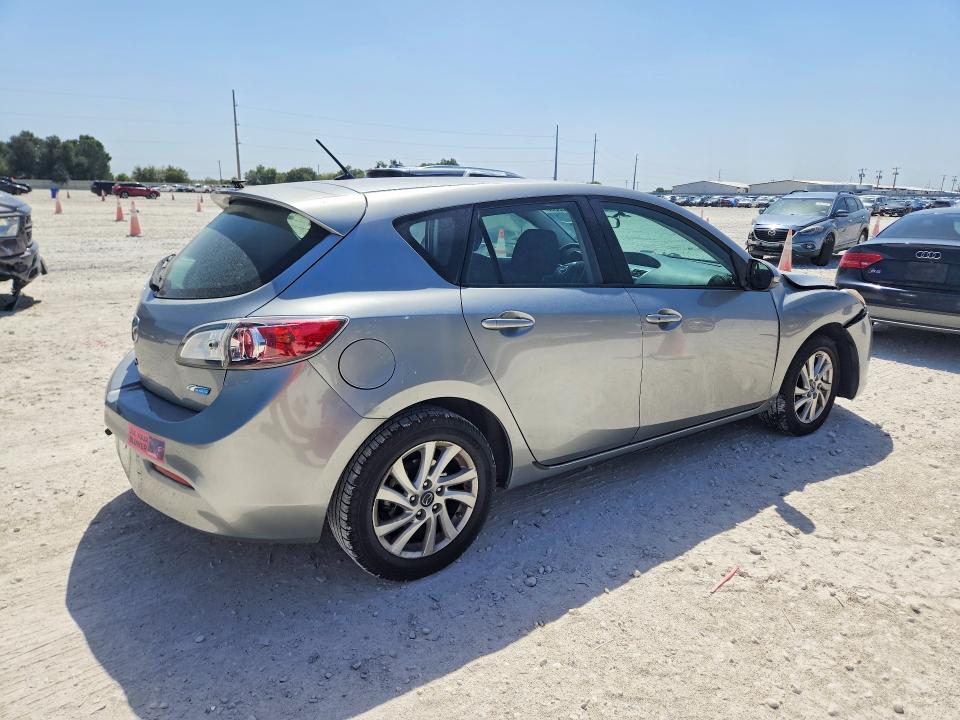 69008086 :رقم المزاد ، JM1BL1L76D1841657 vin ، 2013 Mazda 3 مزاد بيع