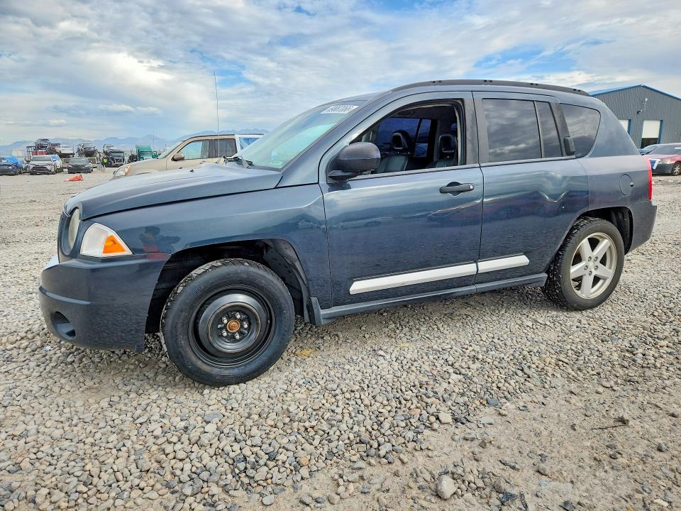 69887066 :رقم المزاد ، 1J8FF57W97D598097 vin ، 2007 Jeep Compass مزاد بيع