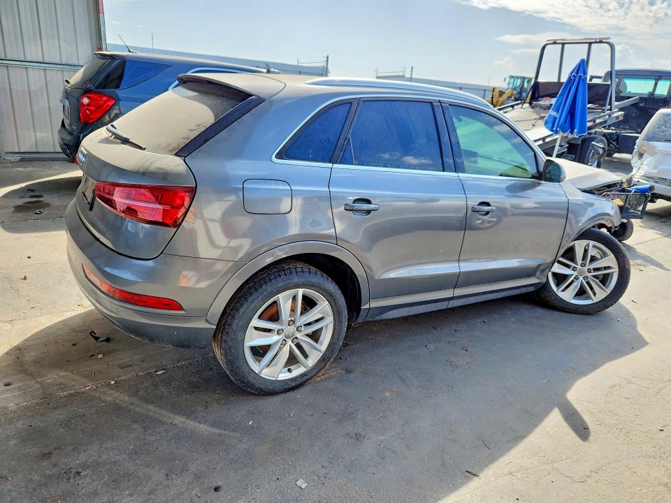 Aukcja sprzedaży 2017 Audi Q3, vin: WA1HCCFSXHR011481, numer aukcji: 69762786