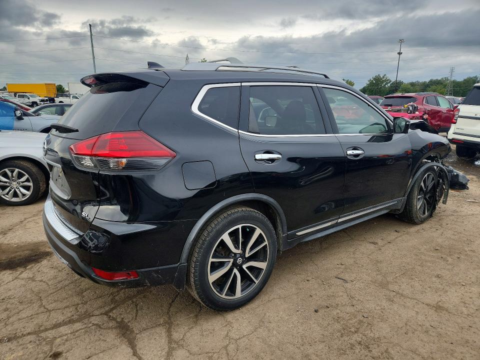 69966516 :رقم المزاد ، JN8AT2MT2JW489256 vin ، 2018 Nissan Rogue مزاد بيع