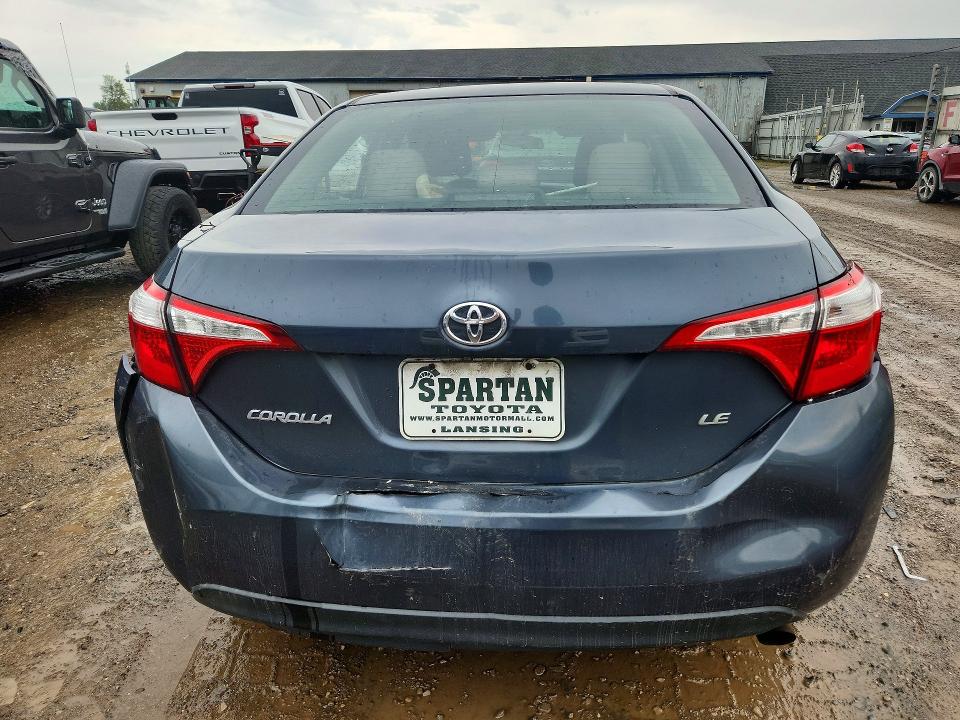 68734686 :رقم المزاد ، 2T1BURHE8FC359399 vin ، 2015 Toyota Corolla مزاد بيع