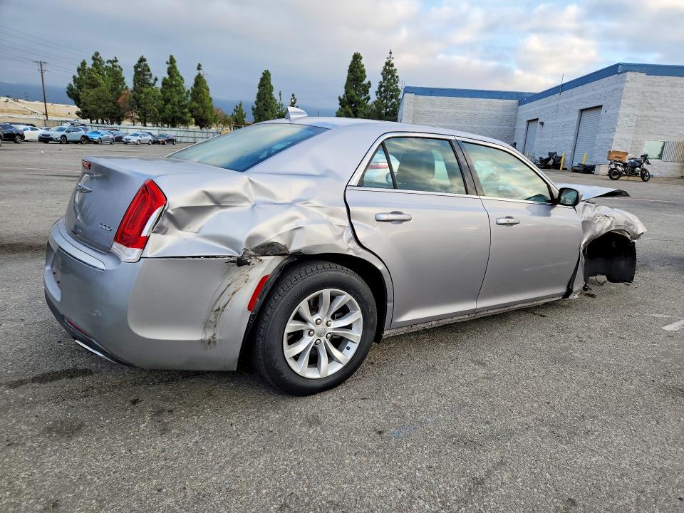 69822906 :رقم المزاد ، 2C3CCAAGXFH930776 vin ، 2015 Chrysler 300 مزاد بيع