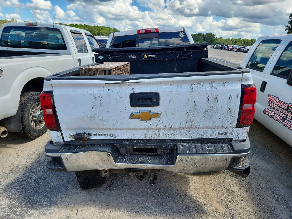 67837286 :رقم المزاد ، 1GC1KWE80FF633569 vin ، 2015 Chevrolet Silverado مزاد بيع