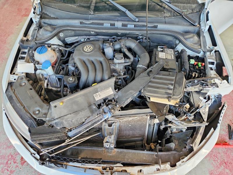 Продажа на аукционе авто 2015 Volkswagen Jetta, vin: 3VW1K7AJ9FM421247, номер лота: 69485716