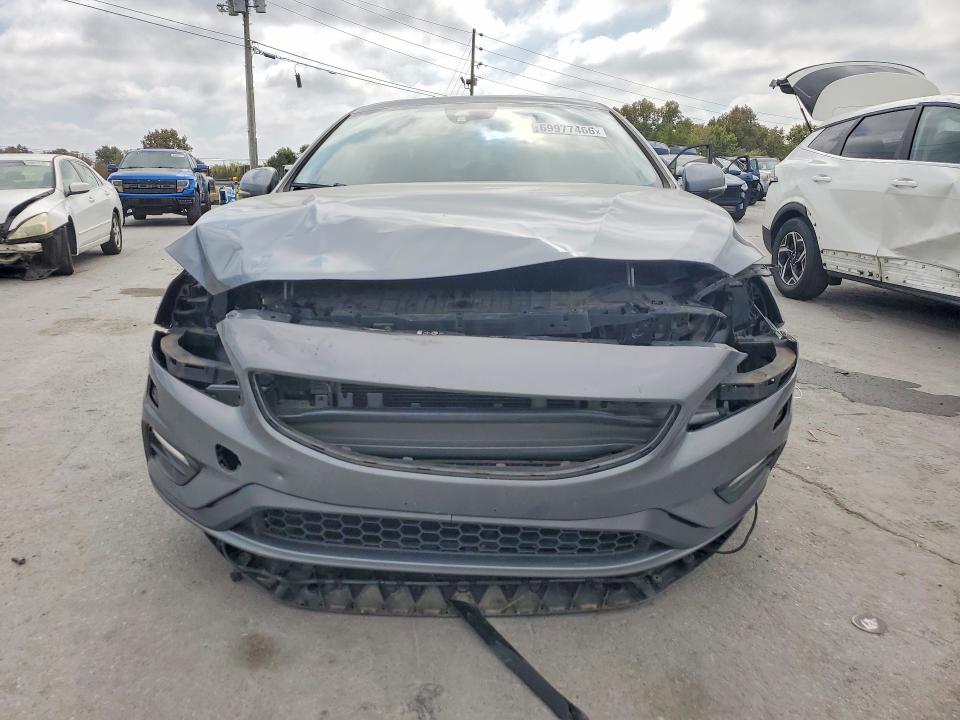 Продажа на аукционе авто 2017 Volvo S60, vin: YV126MFL8H2422527, номер лота: 69977466