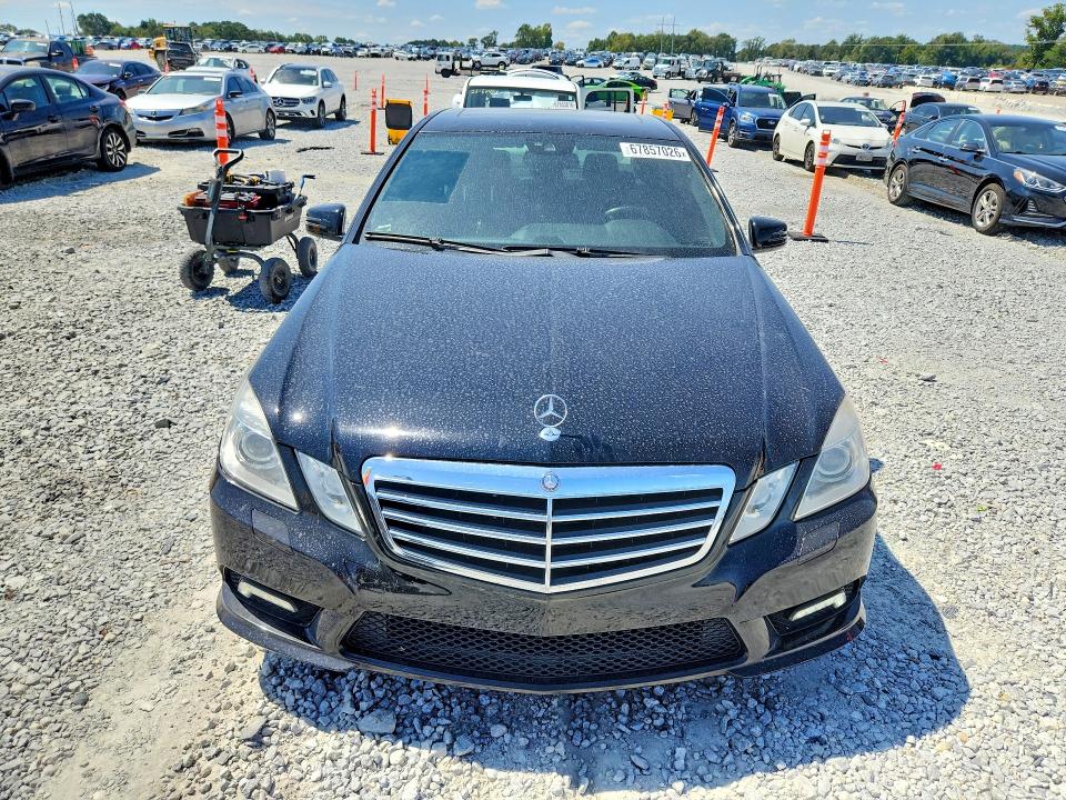 2010 Mercedes-benz E მანქანა იყიდება აუქციონზე, vin: WDDHF5GB6AA067743, აუქციონის ნომერი: 67857026