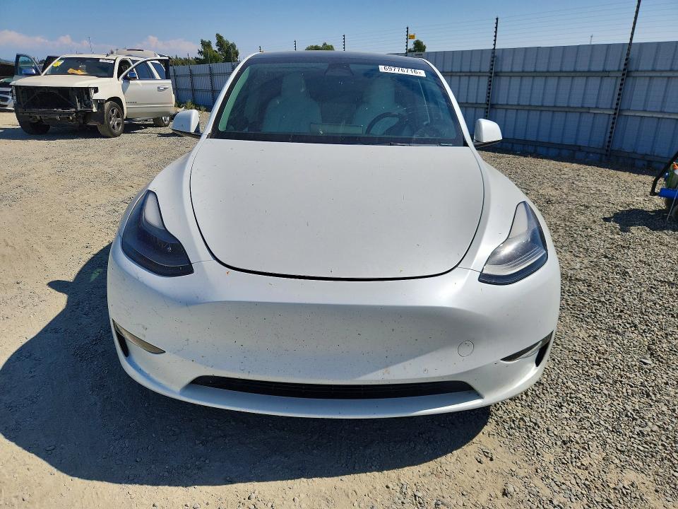 Продаж на аукціоні авто 2022 Tesla Model Y, vin: 7SAYGDEF8NF453605, номер лоту: 69776716