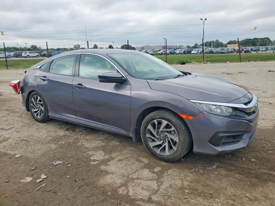 69591536 :رقم المزاد ، 19XFC2F74HE022443 vin ، 2017 Honda Civic مزاد بيع