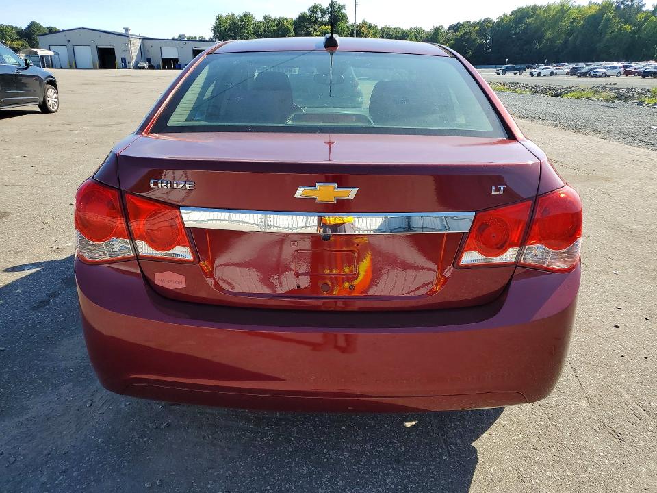 68205116 :رقم المزاد ، 1G1PC5SB3F7142997 vin ، 2015 Chevrolet Cruze مزاد بيع