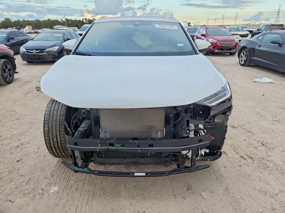 70661376 :رقم المزاد ، WA1M2BFZXPP000306 vin ، 2023 Audi Q4 E-tron مزاد بيع