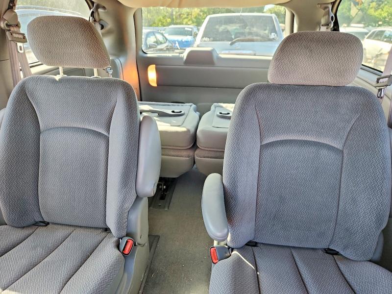 Auction sale of the 2004 Dodge Grand Caravan, vin: 2D4GP44L04R533597        , lot number: 68787096