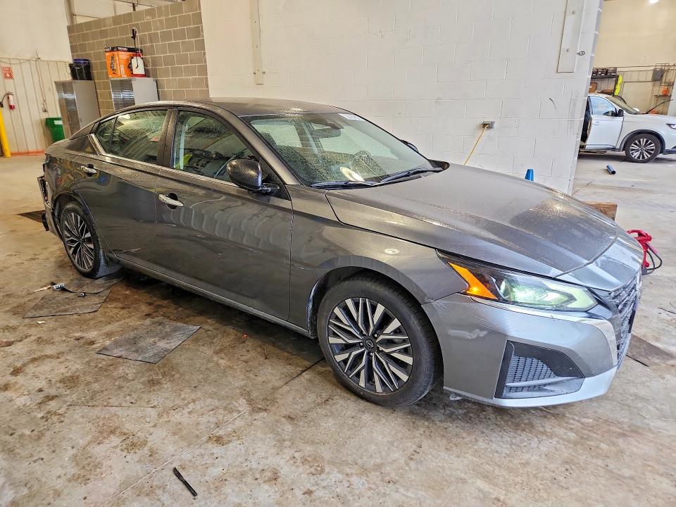 Продажа на аукционе авто 2025 Nissan Altima, vin: 1N4BL4DVXSN339843, номер лота: 69862526