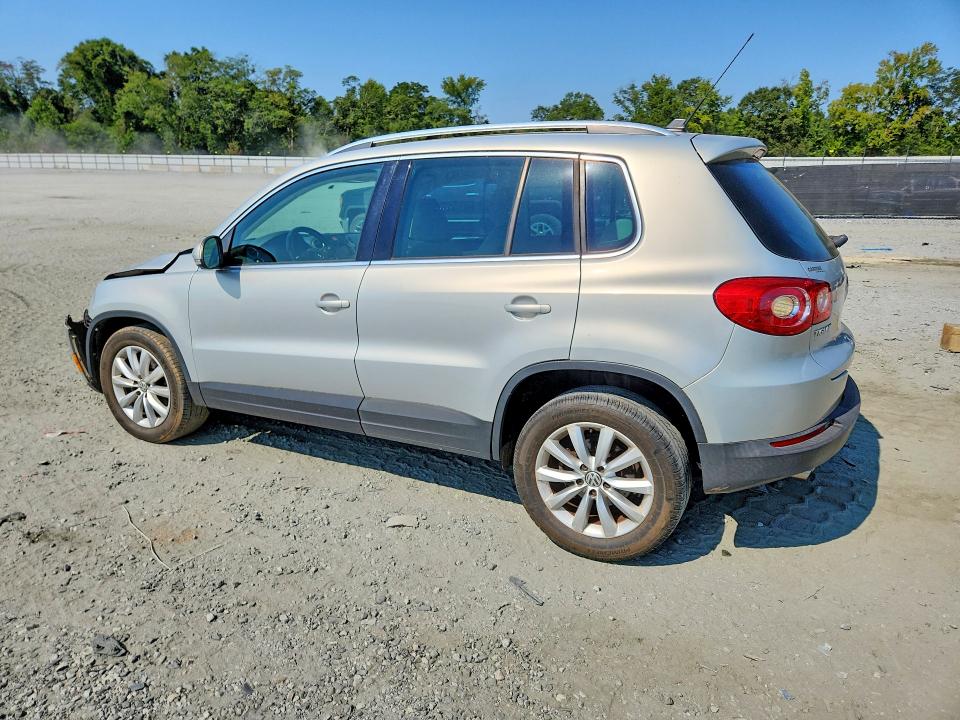 Продажа на аукционе авто 2011 Volkswagen Tiguan, vin: WVGAV7AX8BW522364, номер лота: 69748676