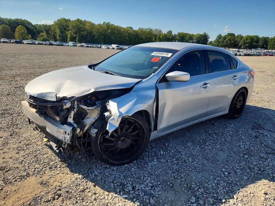 2013 Nissan Altima მანქანა იყიდება აუქციონზე, vin: 1N4AL3AP7DC110577, აუქციონის ნომერი: 65898576