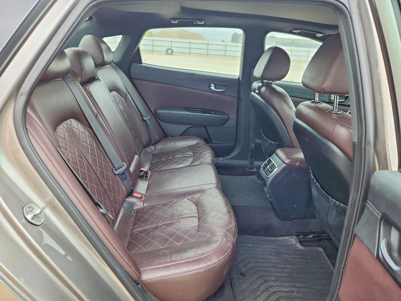 Auction sale of the 2018 Kia Optima, vin: 5XXGV4L2XJG220427, lot number: 67835416