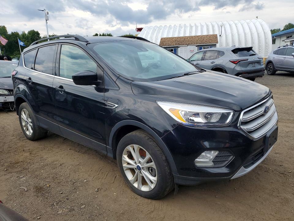 2018 Ford Escape მანქანა იყიდება აუქციონზე, vin: 1FMCU9GD9JUB76128, აუქციონის ნომერი: 67855096