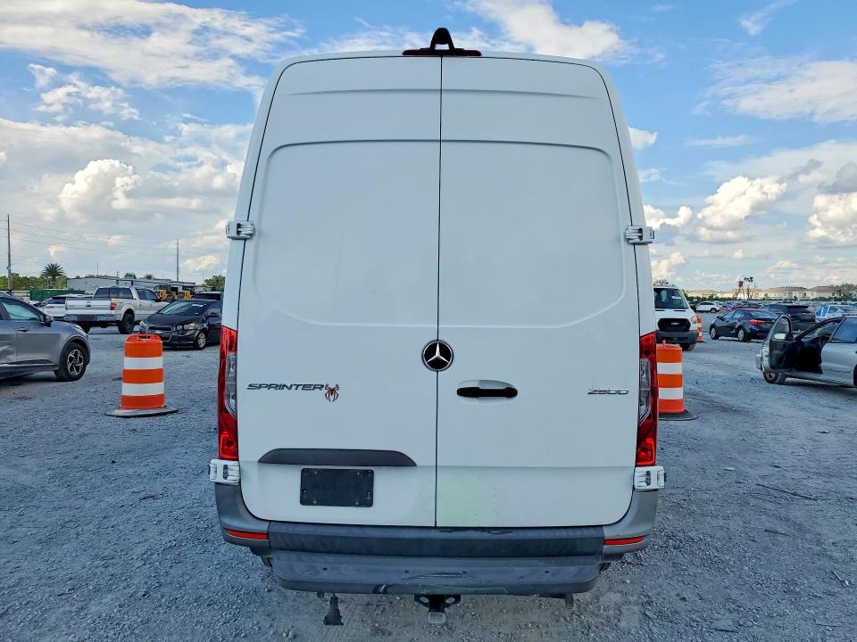Продаж на аукціоні авто 2023 Mercedes-benz Sprinter, vin: W1Y4KBHYXPT113931, номер лоту: 69979926