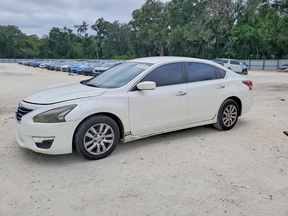 69910156 :رقم المزاد ، 1N4AL3AP6FC215825 vin ، 2015 Nissan Altima مزاد بيع