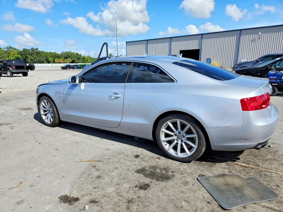 Продажа на аукционе авто 2015 Audi A5, vin: WAUCFAFR9FA055604, номер лота: 69586896
