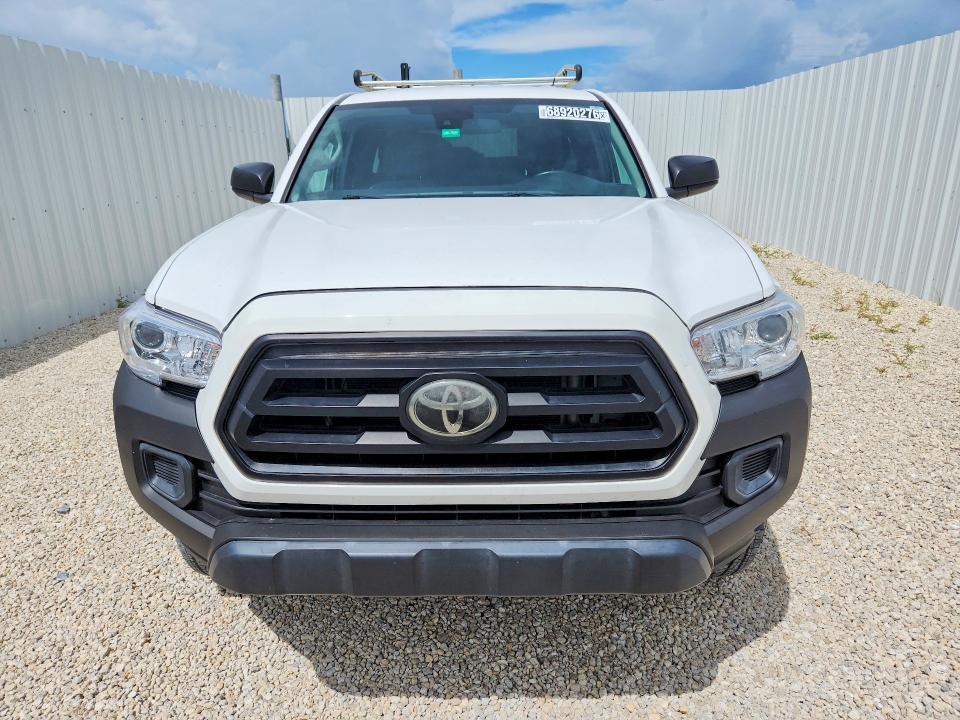 68920276 :رقم المزاد ، 3TYRX5GN0NT055574 vin ، 2022 Toyota Tacoma مزاد بيع