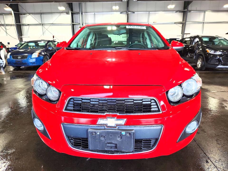 66461236 :رقم المزاد ، 1G1JC5SH1E4238783 vin ، 2014 Chevrolet Sonic مزاد بيع