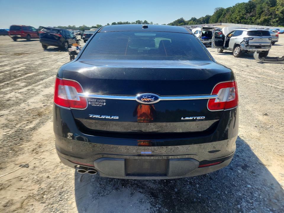 68647476 :رقم المزاد ، 1FAHP2FW3AG118791 vin ، 2010 Ford Taurus مزاد بيع