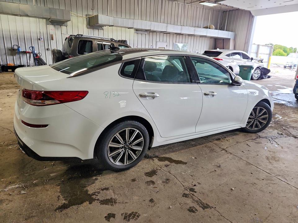 Продажа на аукционе авто 2019 Kia Optima, vin: 5XXGT4L39KG323161, номер лота: 67895886