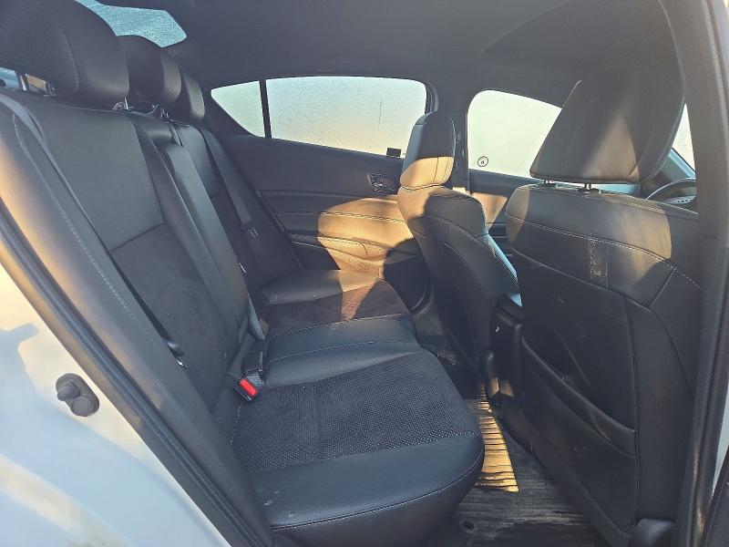 Auction sale of the 2016 Acura Ilx, vin: 19UDE2F81GA800159, lot number: 68175886