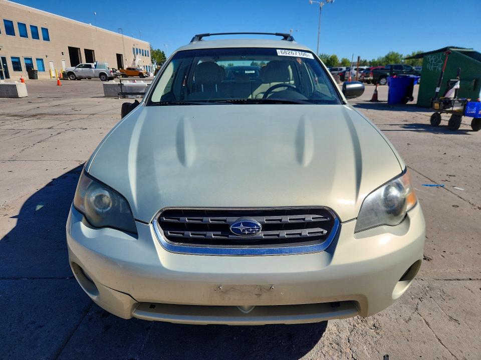 68267106 :رقم المزاد ، 4S4BP61C257386348 vin ، 2005 Subaru Legacy مزاد بيع