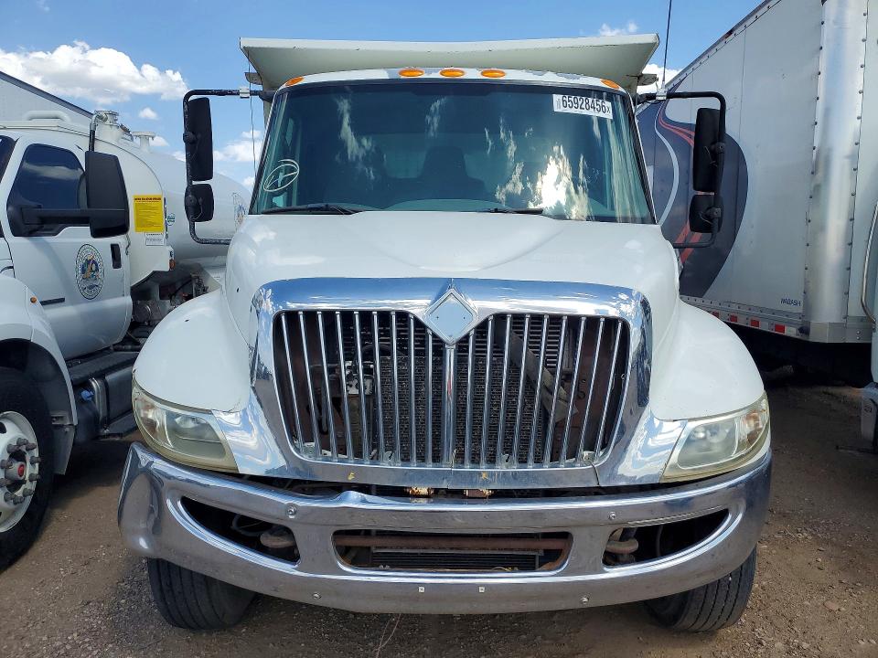 65928456 :رقم المزاد ، 1HTMMAAN24H612619 vin ، 2004 International 4000 مزاد بيع
