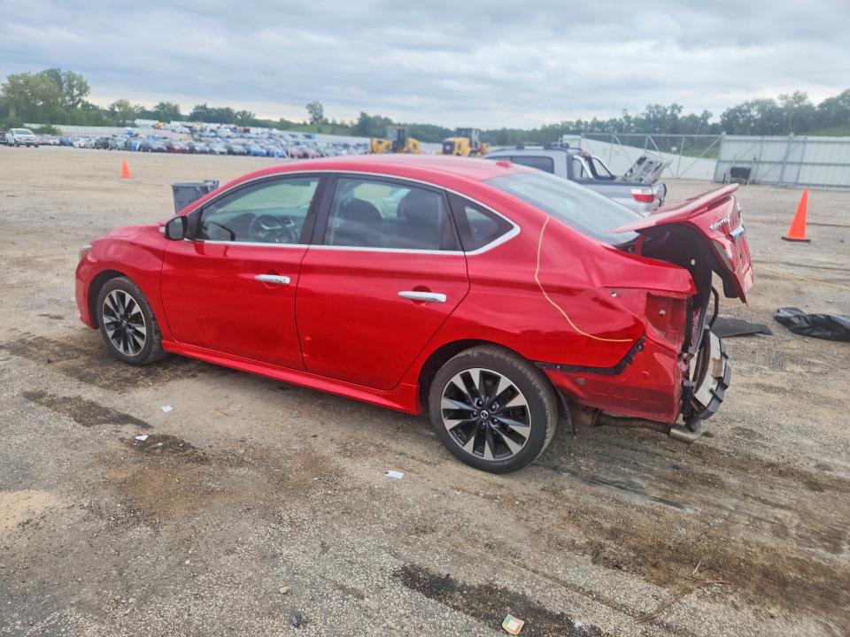 70220476 :رقم المزاد ، 3N1AB7AP5KY339741 vin ، 2019 Nissan Sentra مزاد بيع