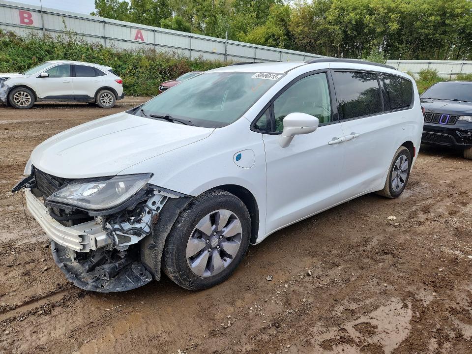 69066816 :رقم المزاد ، 2C4RC1H72JR356317 vin ، 2018 Chrysler Pacifica مزاد بيع