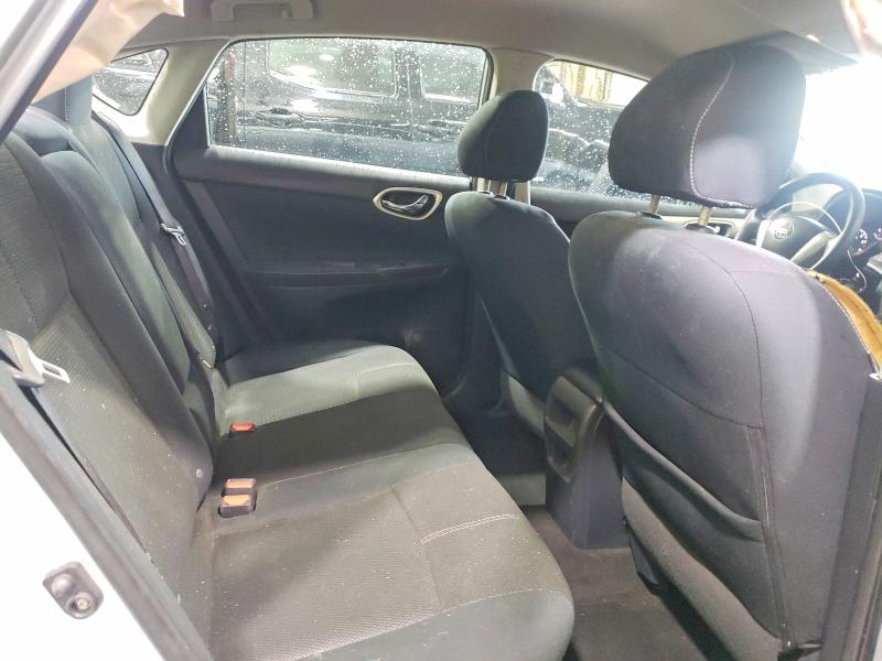 2014 Nissan Sentra მანქანა იყიდება აუქციონზე, vin: 3N1AB7AP6EY218804, აუქციონის ნომერი: 70010776
