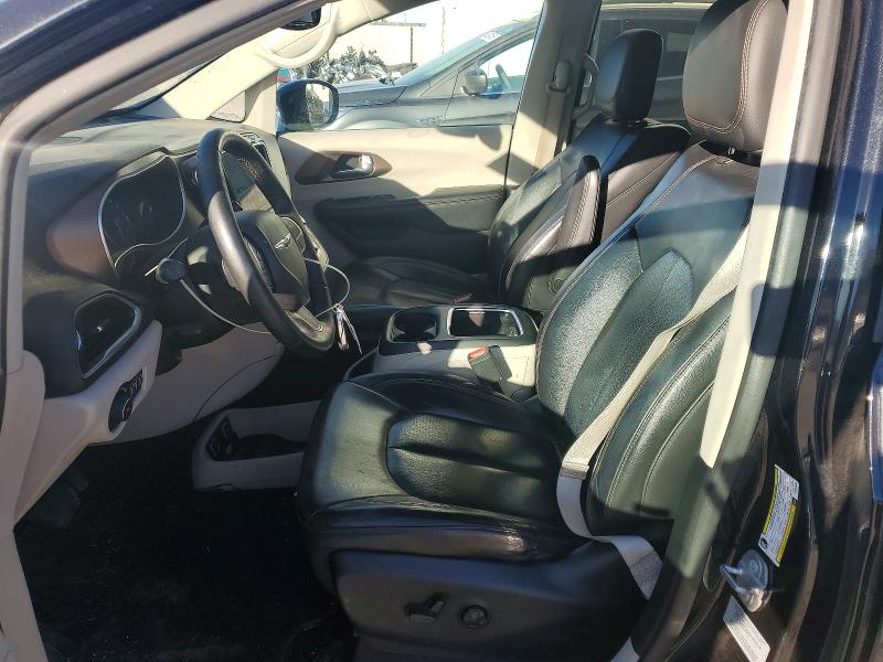 68240486 :رقم المزاد ، 2C4RC1EG9HR659836 vin ، 2017 Chrysler Pacifica مزاد بيع