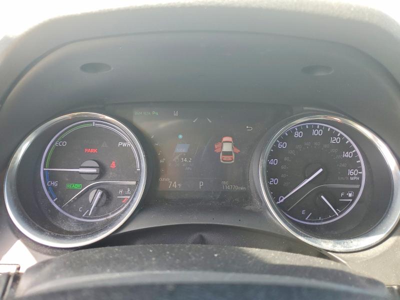 70110356 :رقم المزاد ، 4T1B21HK9JU509637 vin ، 2018 Toyota Camry Hybrid مزاد بيع