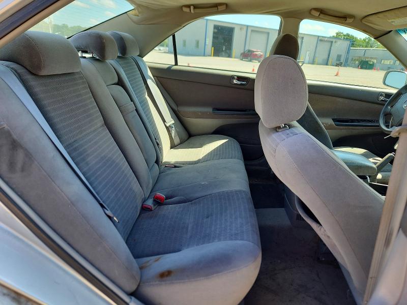 66118726 :رقم المزاد ، 4T1BE32K75U585553 vin ، 2005 Toyota Camry مزاد بيع