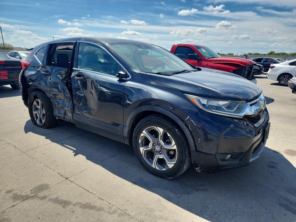 Продажа на аукционе авто 2017 Honda Cr-v, vin: 7FARW1H57HE015754, номер лота: 70792066