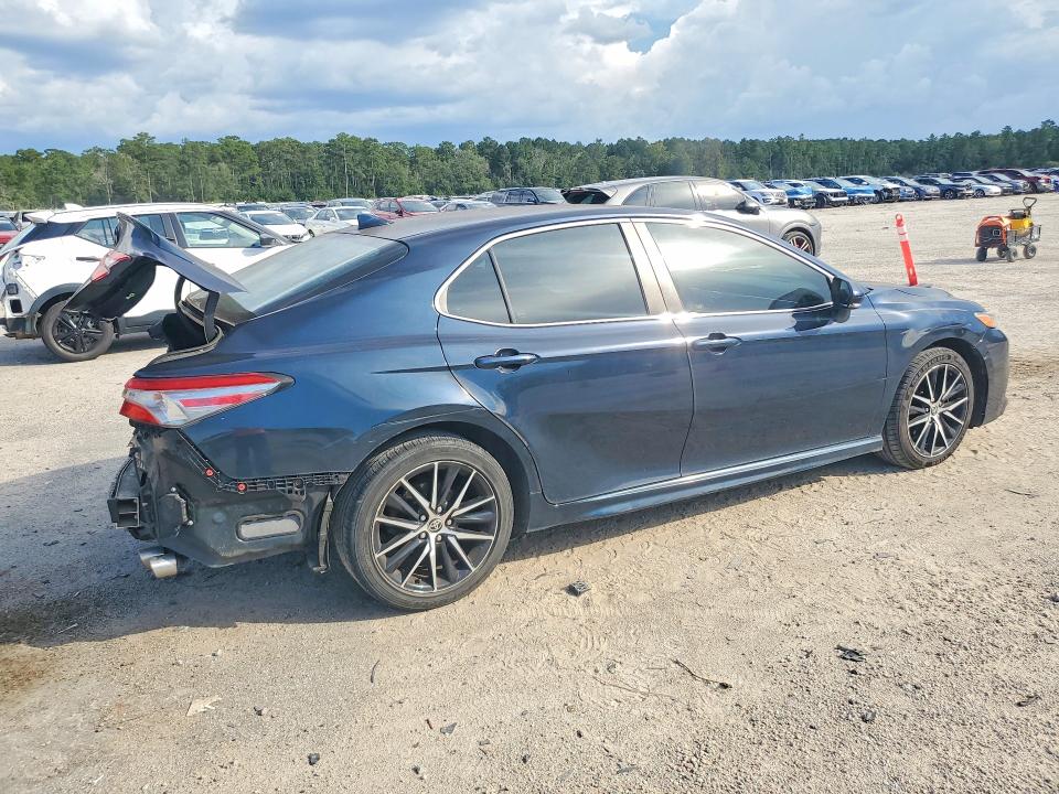 Aukcja sprzedaży 2018 Toyota Camry, vin: 4T1B11HK5JU518130, numer aukcji: 69821516