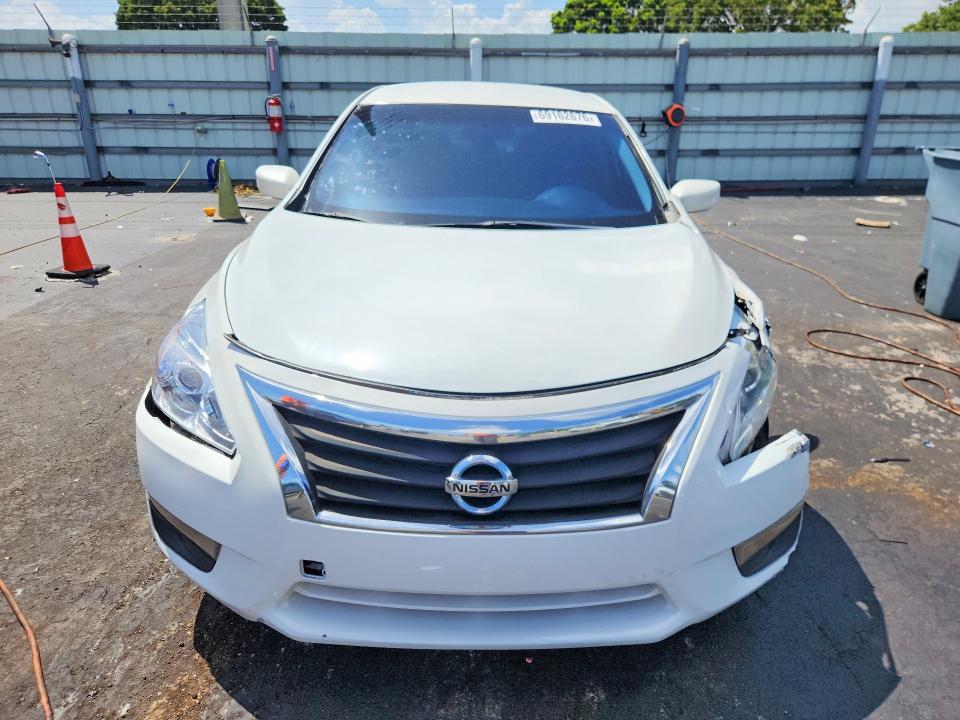 2015 Nissan Altima მანქანა იყიდება აუქციონზე, vin: 1N4AL3AP5FC459711, აუქციონის ნომერი: 69162676