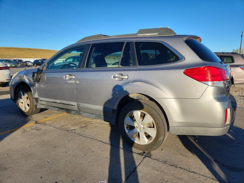 2010 Subaru Outback მანქანა იყიდება აუქციონზე, vin: 4S4BRCCC0A3354859, აუქციონის ნომერი: 67982496