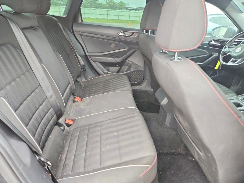 67742456 :رقم المزاد ، 3VW5T7BU7MM063800 vin ، 2021 Volkswagen Jetta مزاد بيع