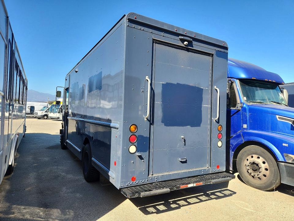 65955726 :رقم المزاد ، 4UZAC2EA1LCLZ7225 vin ، 2020 Freightliner Mt45 Chassis مزاد بيع