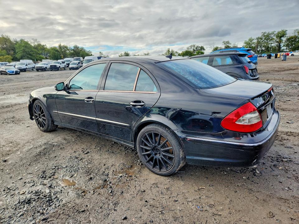 70781096 :رقم المزاد ، WDBUF87X38B239462 vin ، 2008 Mercedes-benz E مزاد بيع