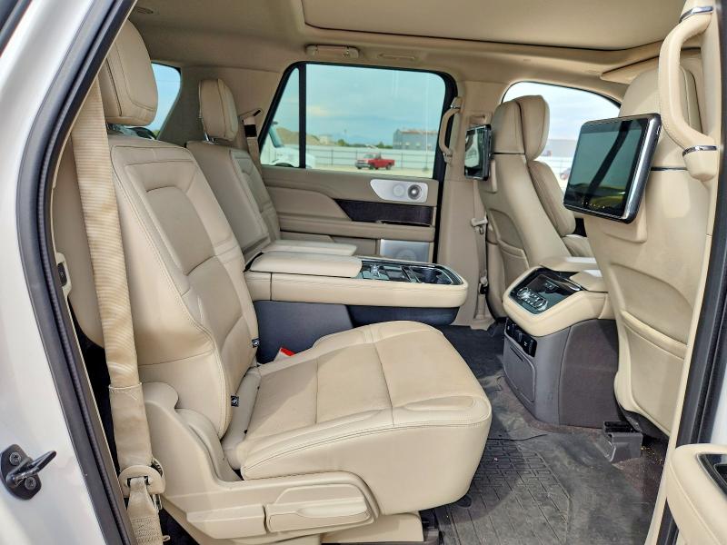 Продажа на аукционе авто 2019 Lincoln Navigator, vin: 5LMJJ3LT4KEL12622, номер лота: 70098166